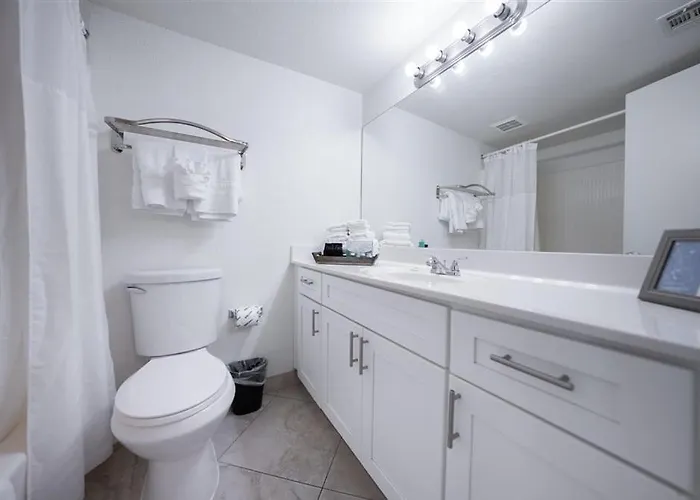 Apartment 122 Fully Furnished 1br Suite-prime Location