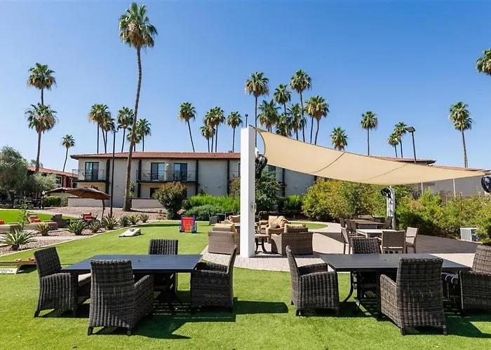 Apartment 122 Fully Furnished 1br Suite-prime Location *